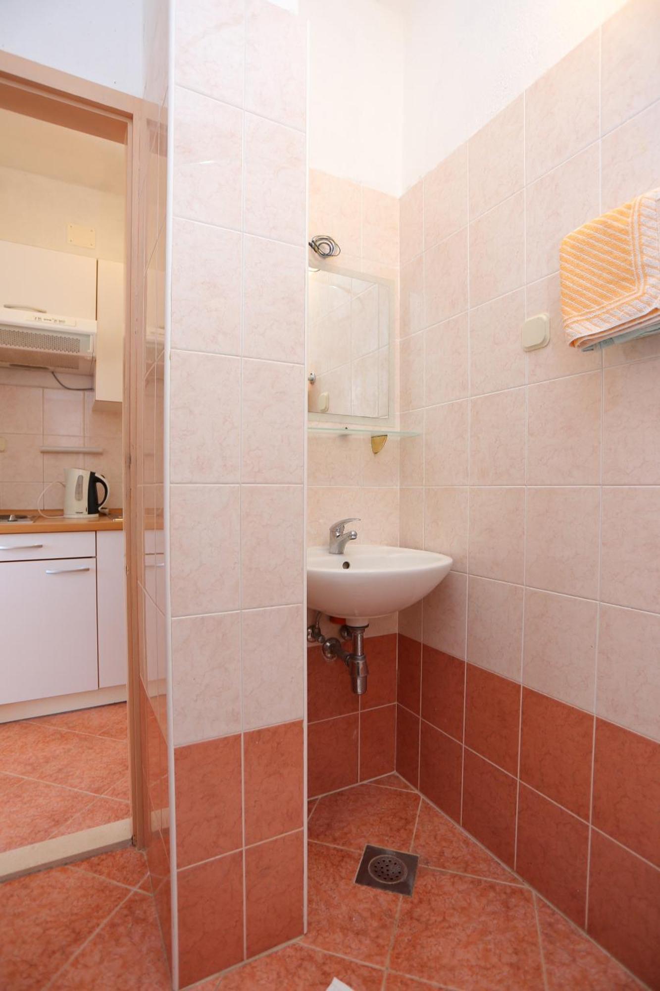 Apartments By The Sea Igrane, Makarska - 311 Pokoj fotografie